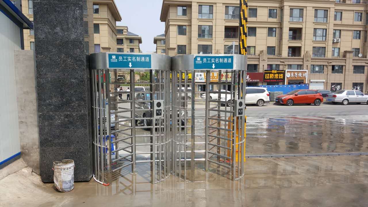工地摆闸案例.jpg